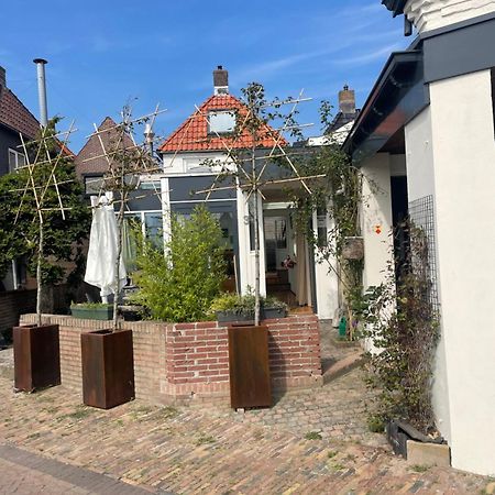 Huis Aan De Haven Lemmer Exterior foto